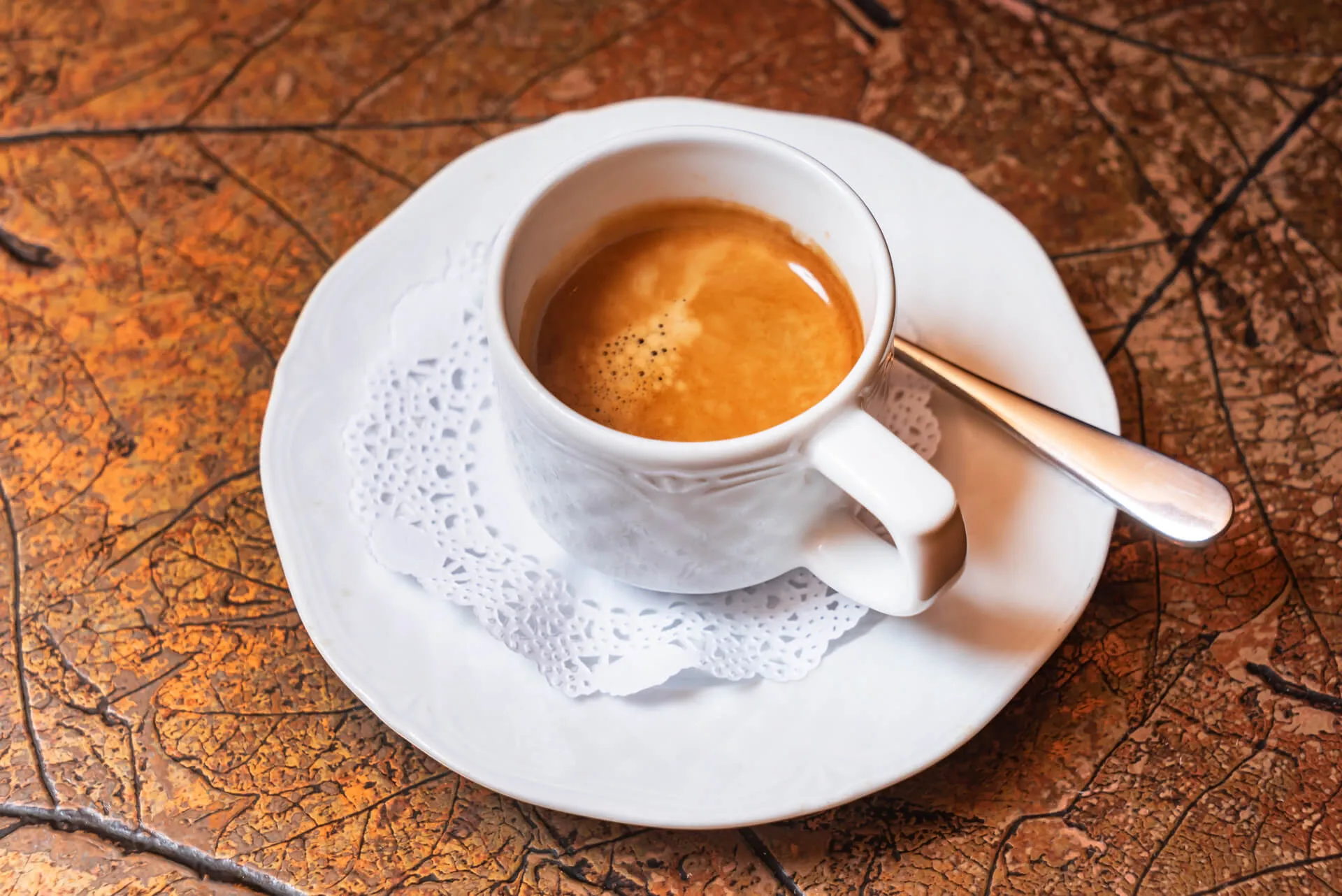 Капсули за кафе с мляко с плътност и отчетлив характер